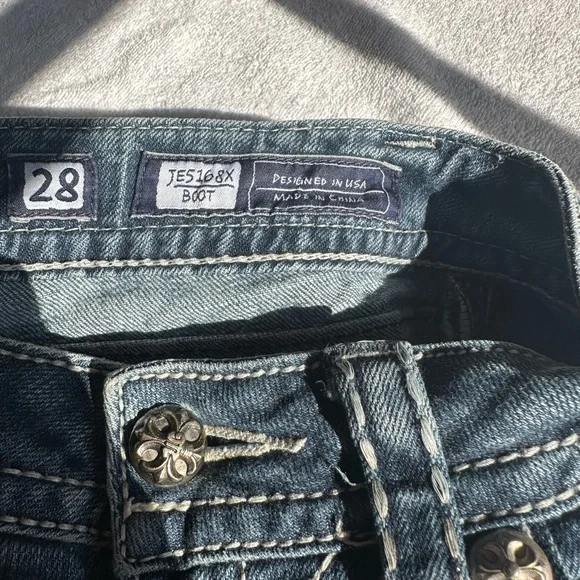 Miss Me Vintage Y2K Jean Shorts - Picture 5 of 9